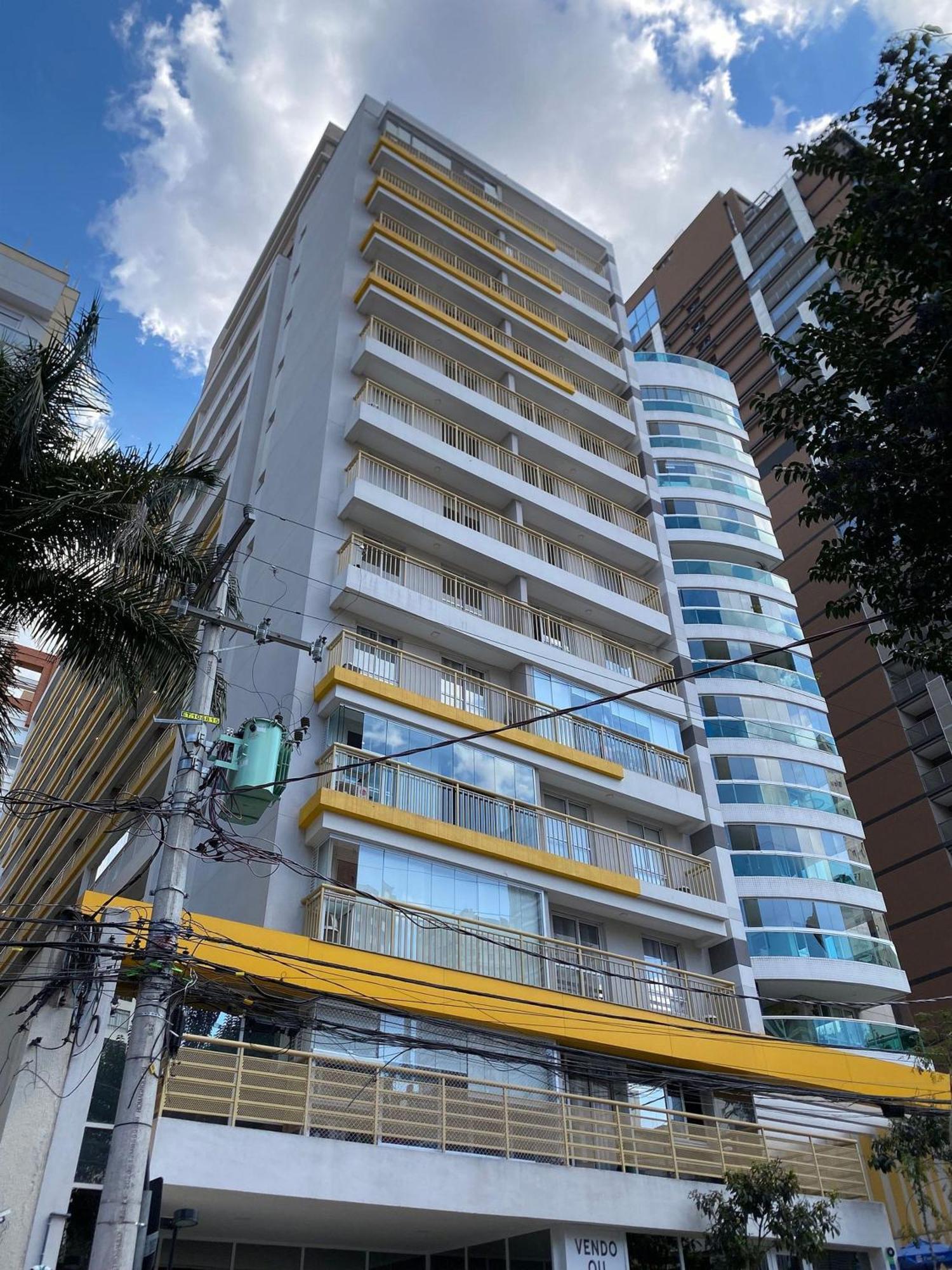 No Jardins Ao Lado Do Metro Oscar Freire *